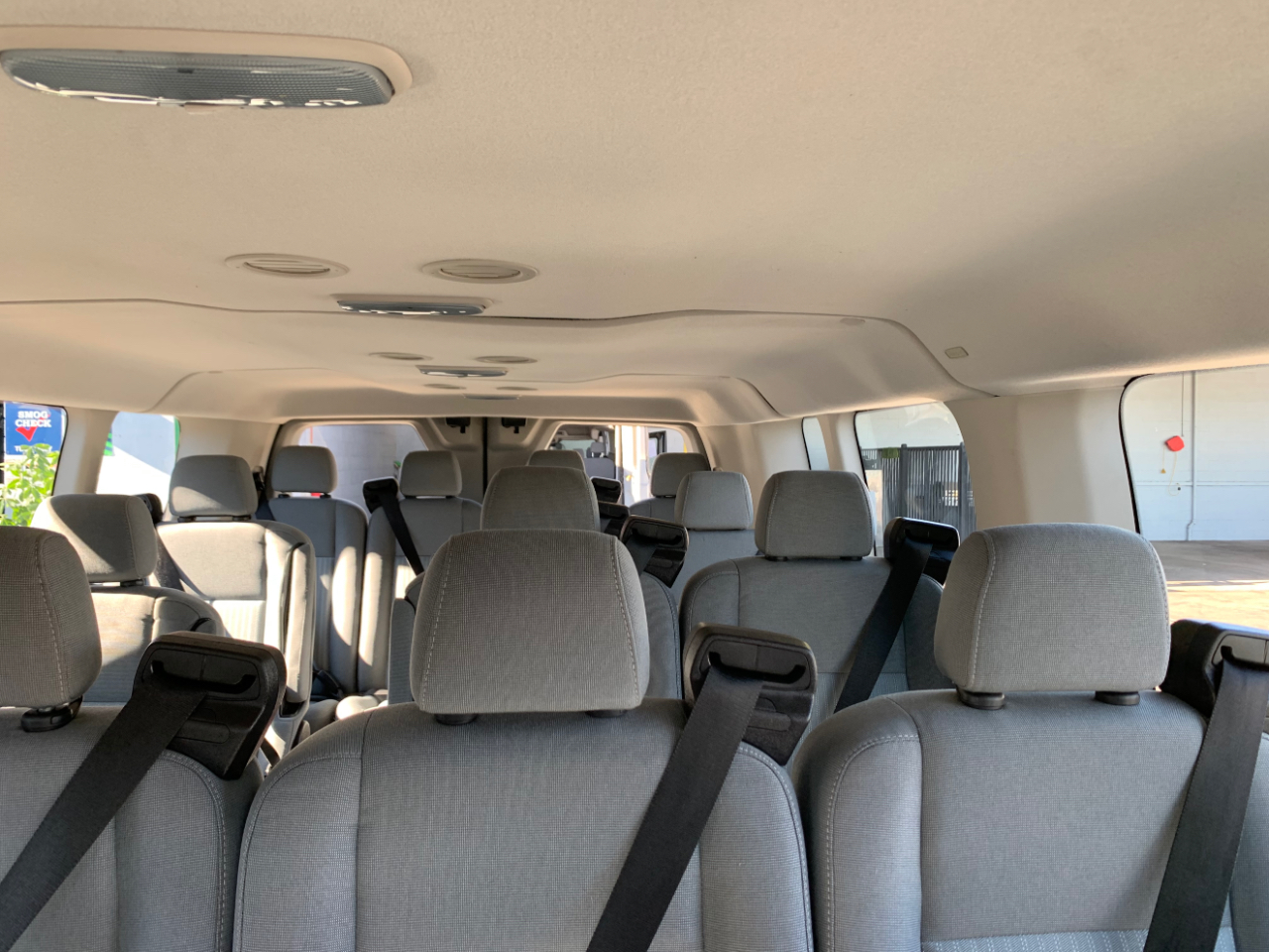 Ford Transit Wagon T-350 148" Low Roof XLT Swing-Out RH Dr 2015