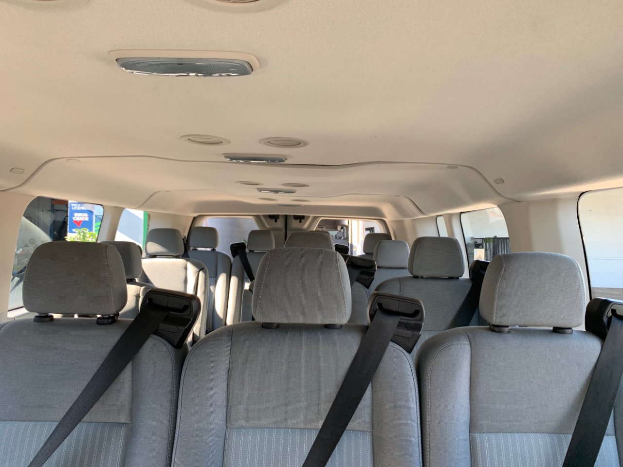 Ford Transit Wagon T-350 148" Low Roof XLT Swing-Out RH Dr 2015