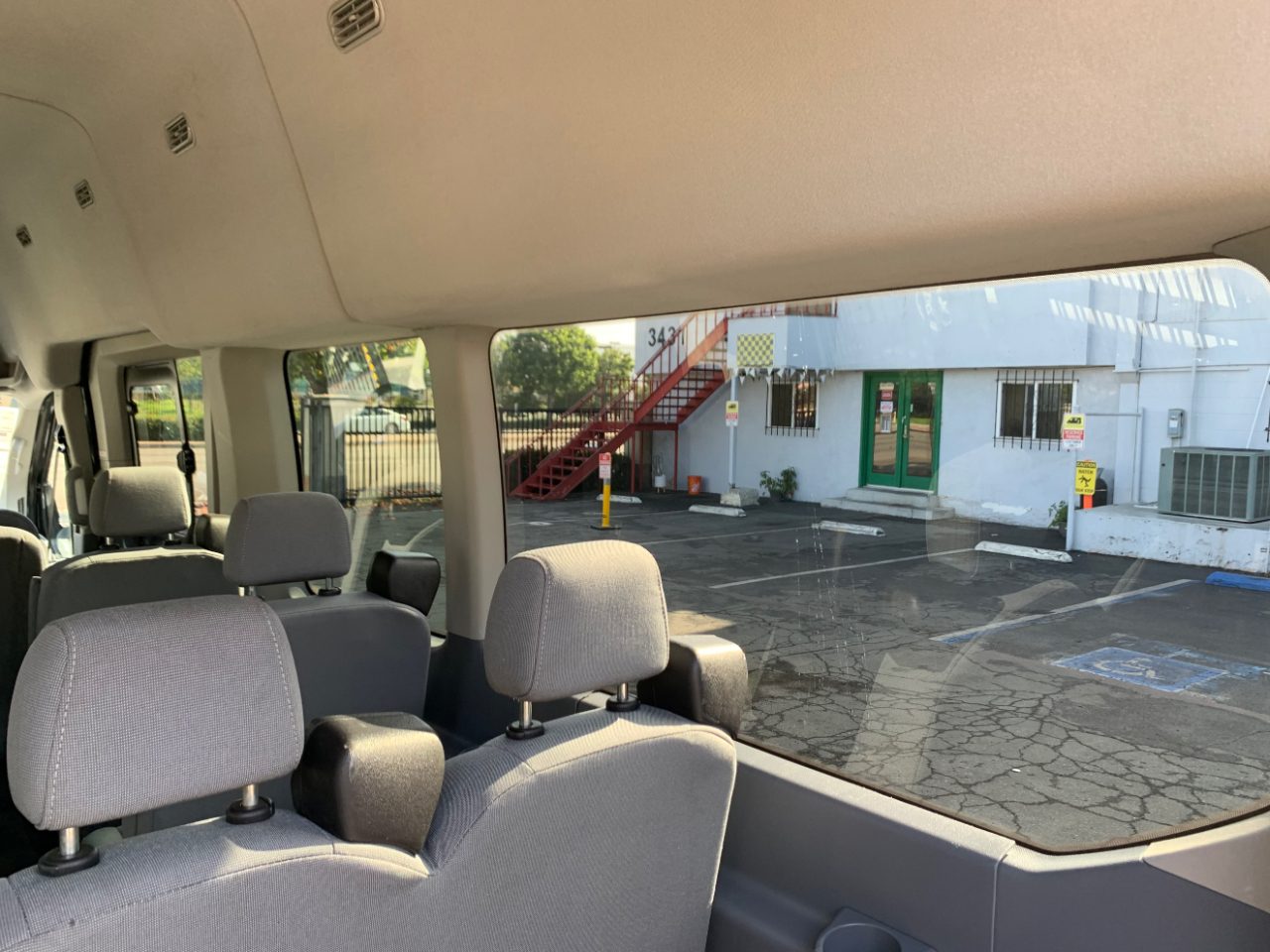 Ford Transit Wagon T-350 148" EL High Roof XLT Sliding RH Dr DRW 2017