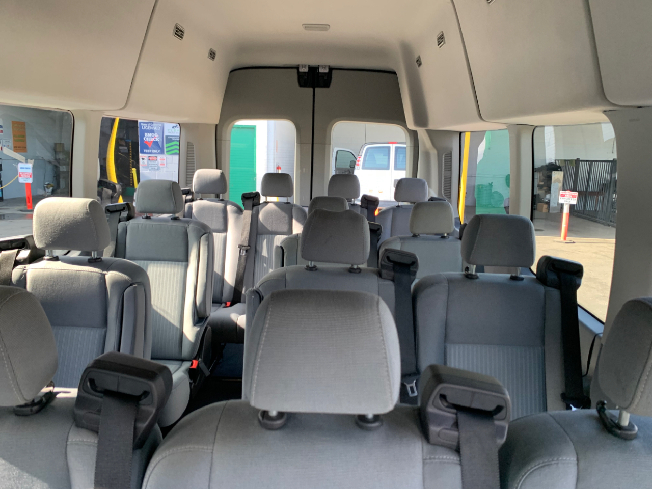 Ford Transit Wagon T-350 148" EL High Roof XLT Sliding RH Dr DRW 2017