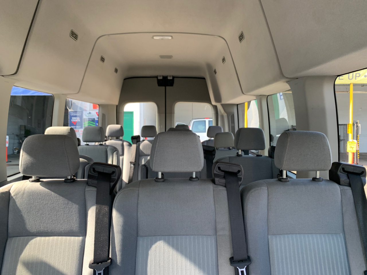 Ford Transit Wagon T-350 148" EL High Roof XLT Sliding RH Dr DRW 2017