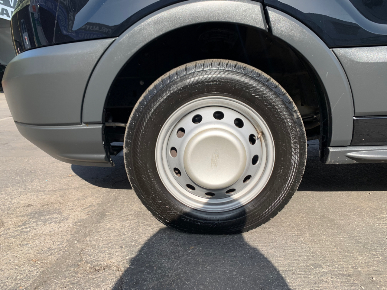 Ford Transit Wagon T-350 148" EL High Roof XLT Sliding RH Dr DRW 2017