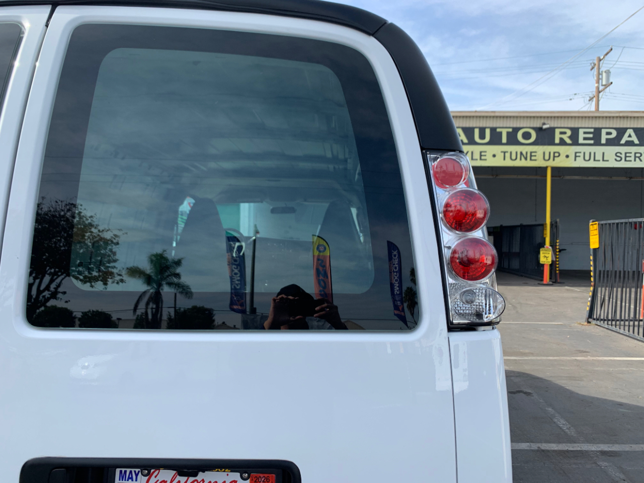 Chevrolet Express Cargo Van RWD 2500 135" 2019