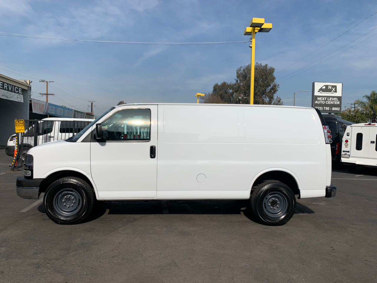 Chevrolet Express Cargo Van RWD 2500 135" 2019