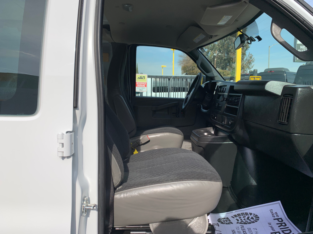 Chevrolet Express Cargo Van RWD 2500 135" 2019