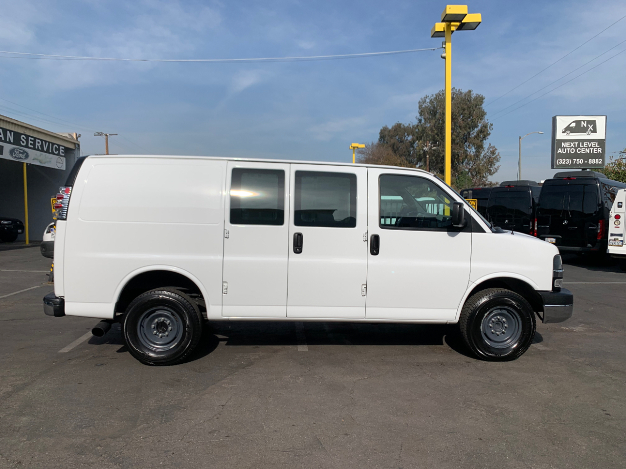 Chevrolet Express Cargo Van RWD 2500 135" 2019