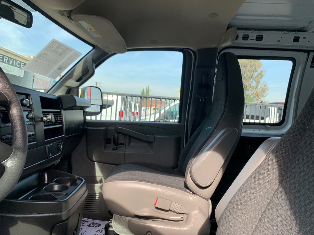 Chevrolet Express Cargo Van RWD 2500 135" 2019