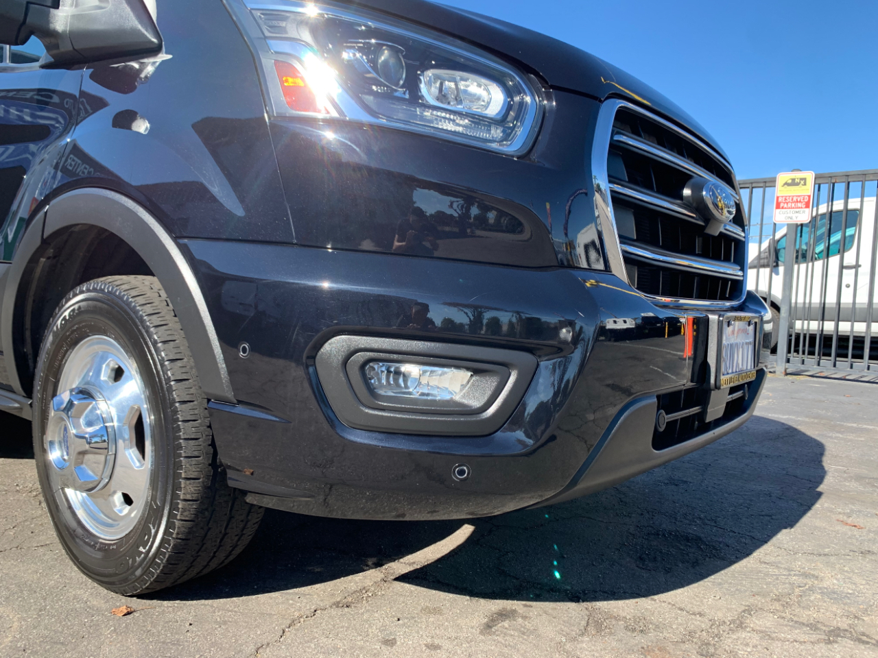 Ford Transit Passenger Wagon T-150 130" Low Roof XLT AWD 2020