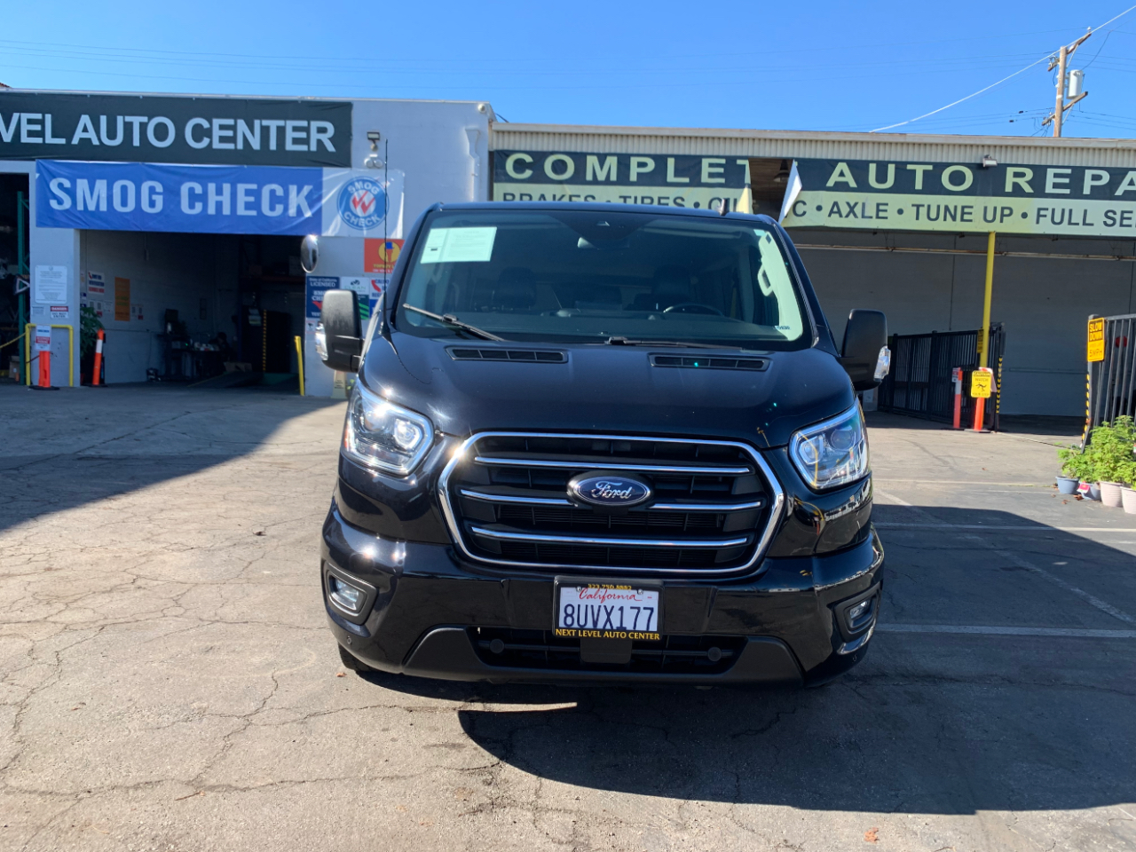 Ford Transit Passenger Wagon T-150 130" Low Roof XLT AWD 2020