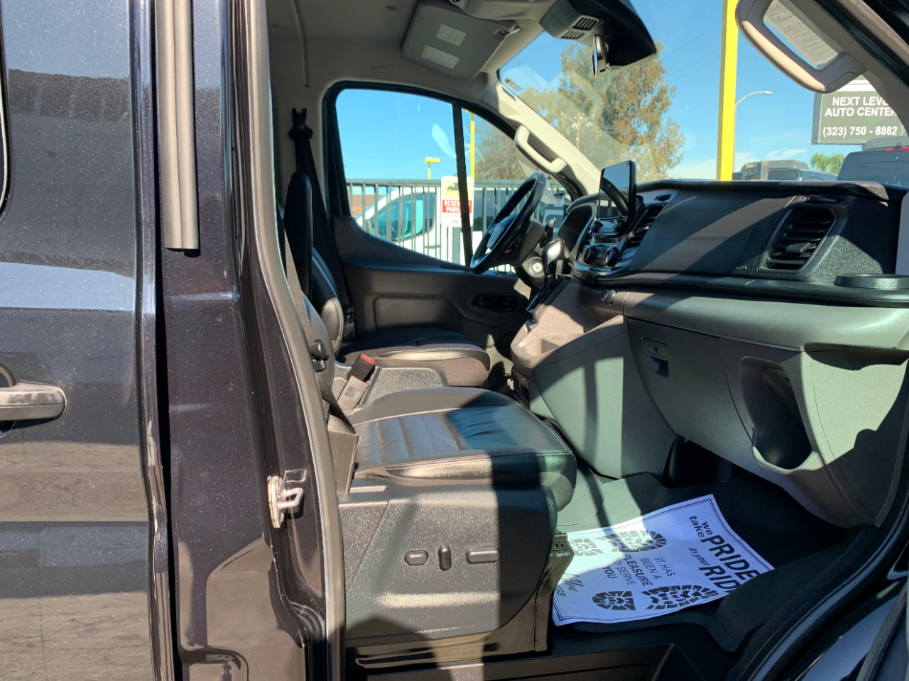 Ford Transit Passenger Wagon T-150 130" Low Roof XLT AWD 2020