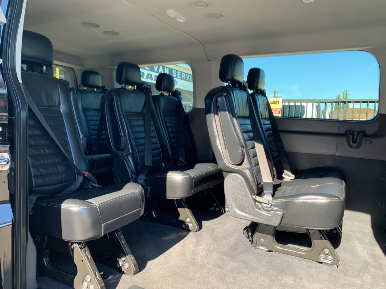 Ford Transit Passenger Wagon T-150 130" Low Roof XLT AWD 2020