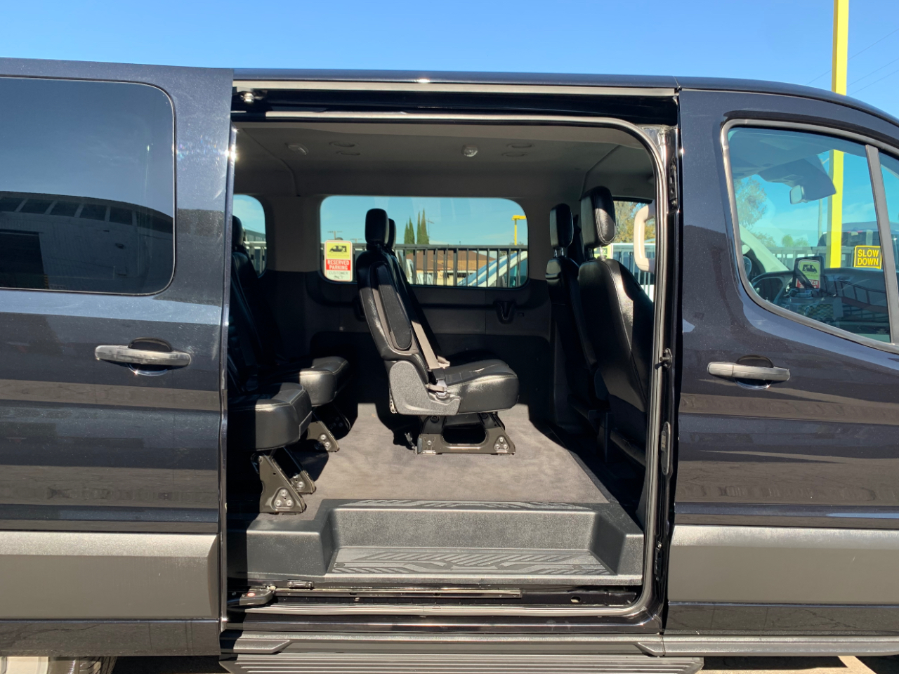 Ford Transit Passenger Wagon T-150 130" Low Roof XLT AWD 2020