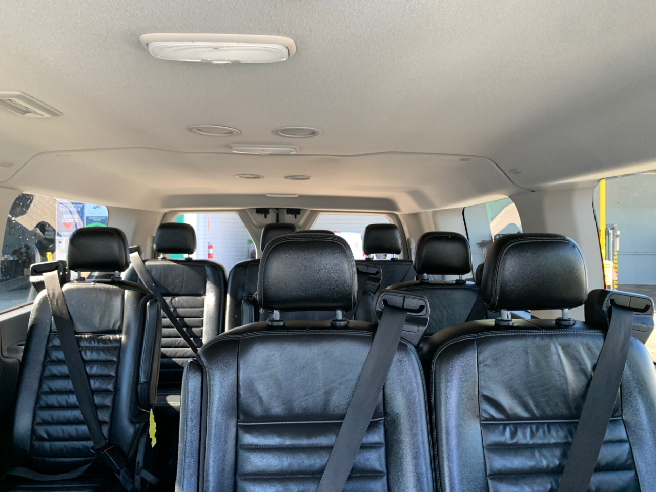 Ford Transit Passenger Wagon T-150 130" Low Roof XLT AWD 2020