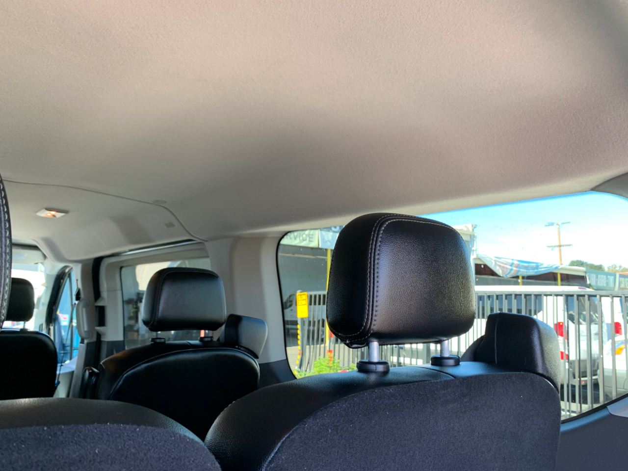 Ford Transit Passenger Wagon T-150 130" Low Roof XLT AWD 2020