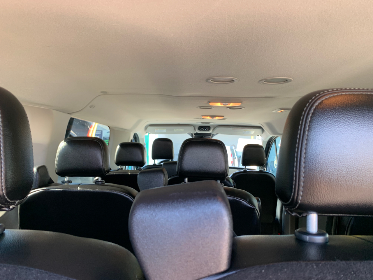 Ford Transit Passenger Wagon T-150 130" Low Roof XLT AWD 2020