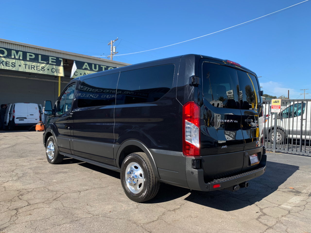 Ford Transit Passenger Wagon T-150 130" Low Roof XLT AWD 2020