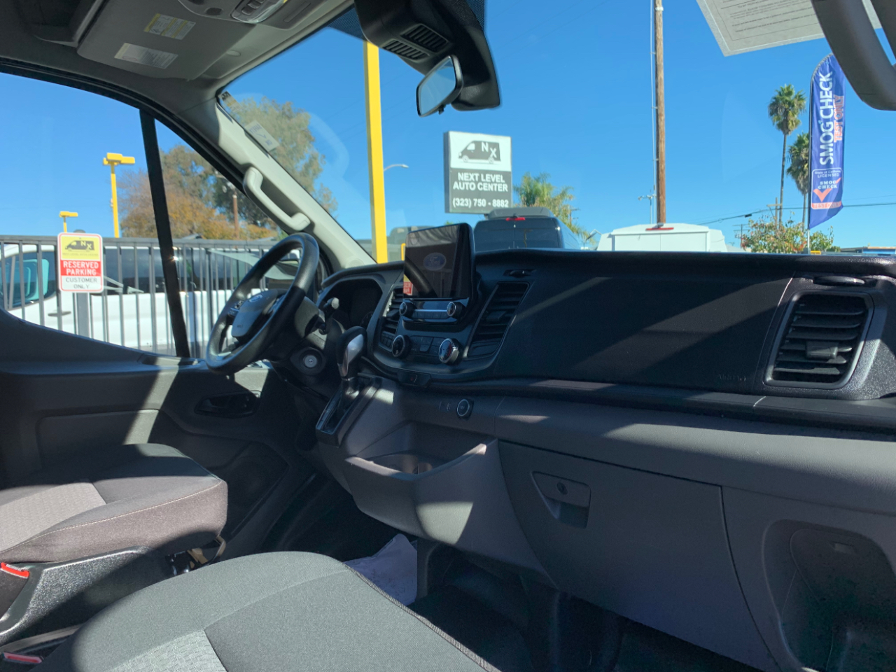 Ford Transit Passenger Wagon T-150 130" Med Roof XL RWD 2020