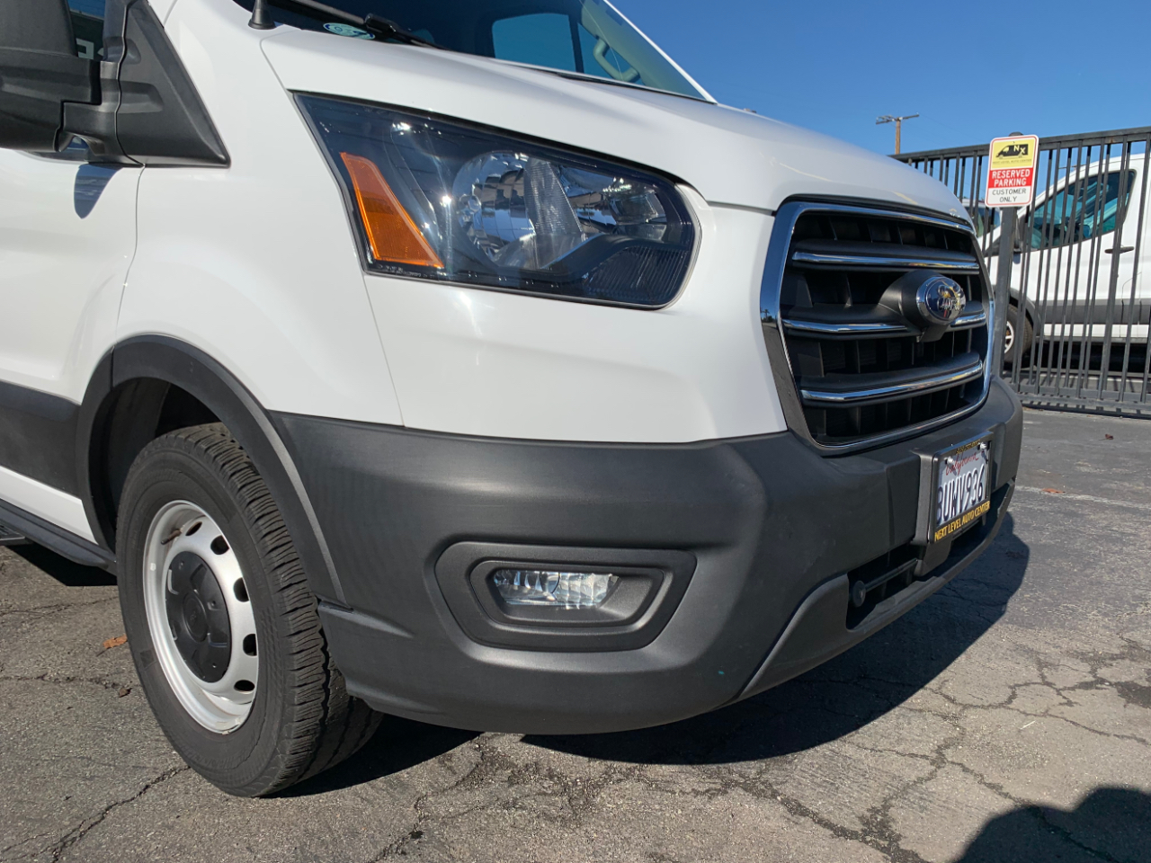 Ford Transit Passenger Wagon T-150 130" Med Roof XL RWD 2020