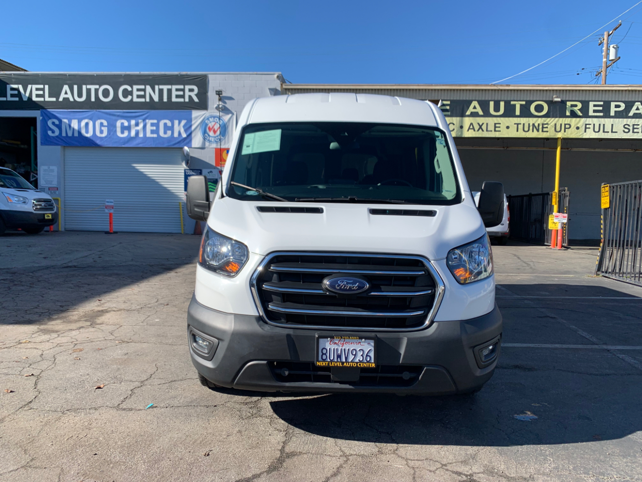 Ford Transit Passenger Wagon T-150 130" Med Roof XL RWD 2020