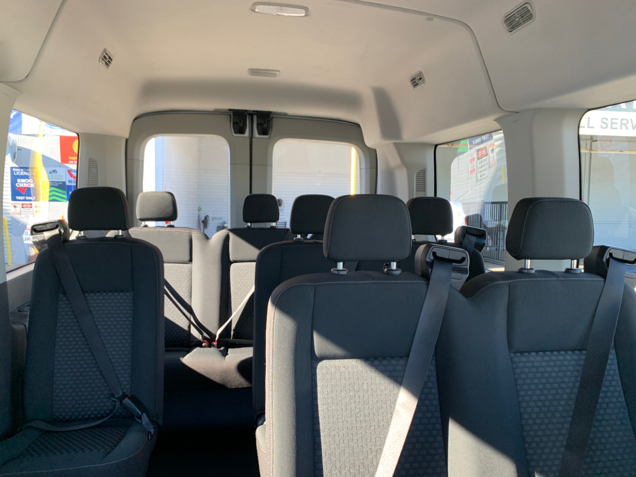 Ford Transit Passenger Wagon T-150 130" Med Roof XL RWD 2020