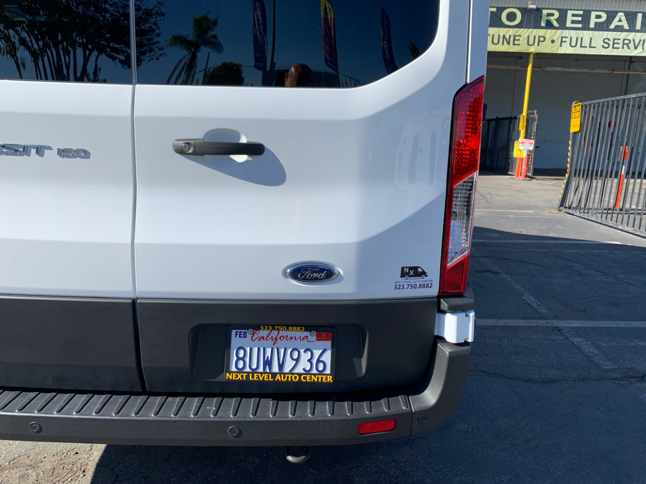 Ford Transit Passenger Wagon T-150 130" Med Roof XL RWD 2020