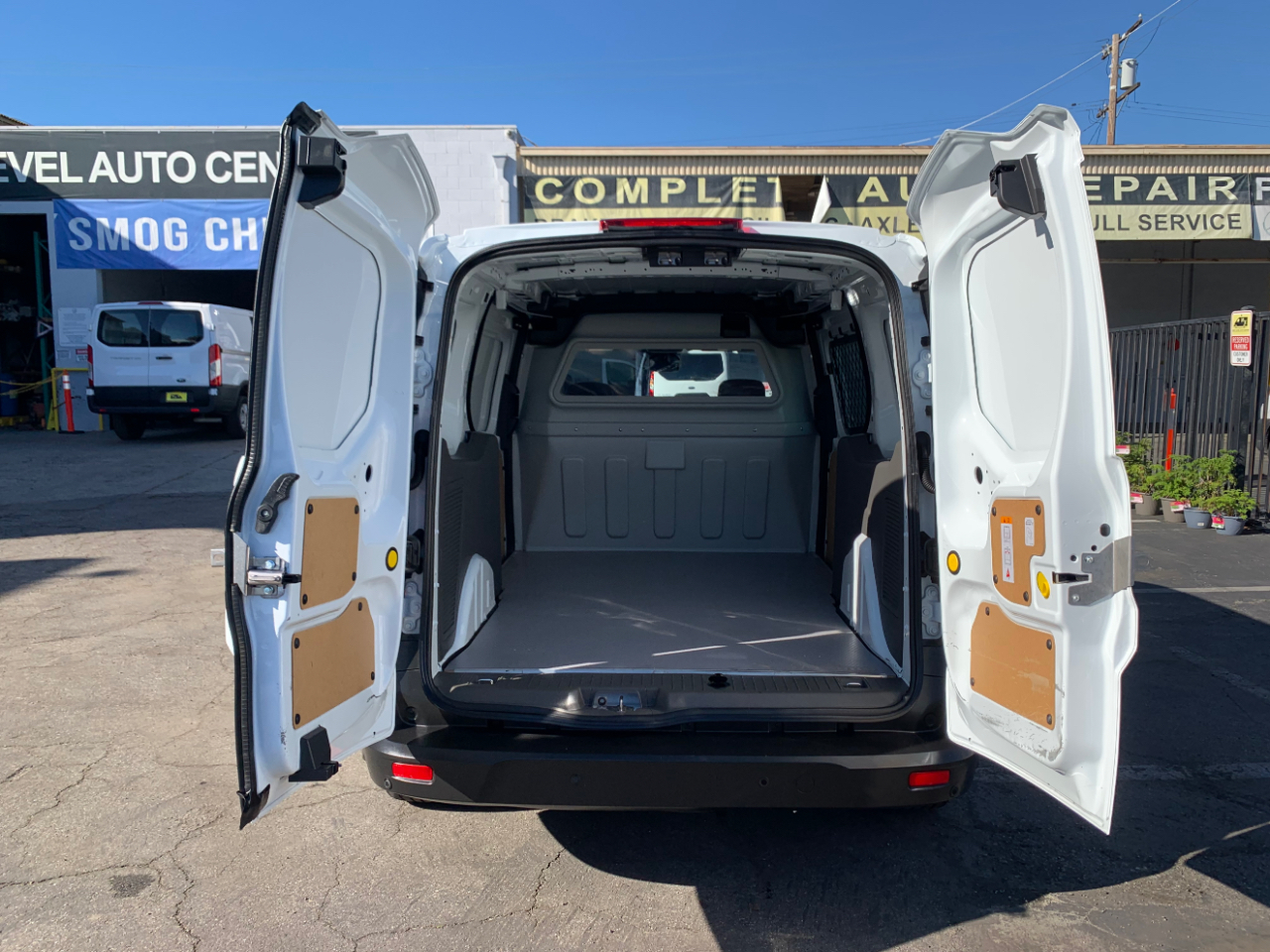 Ford Transit Connect Van XL LWB w/Rear Symmetrical Doors 2021