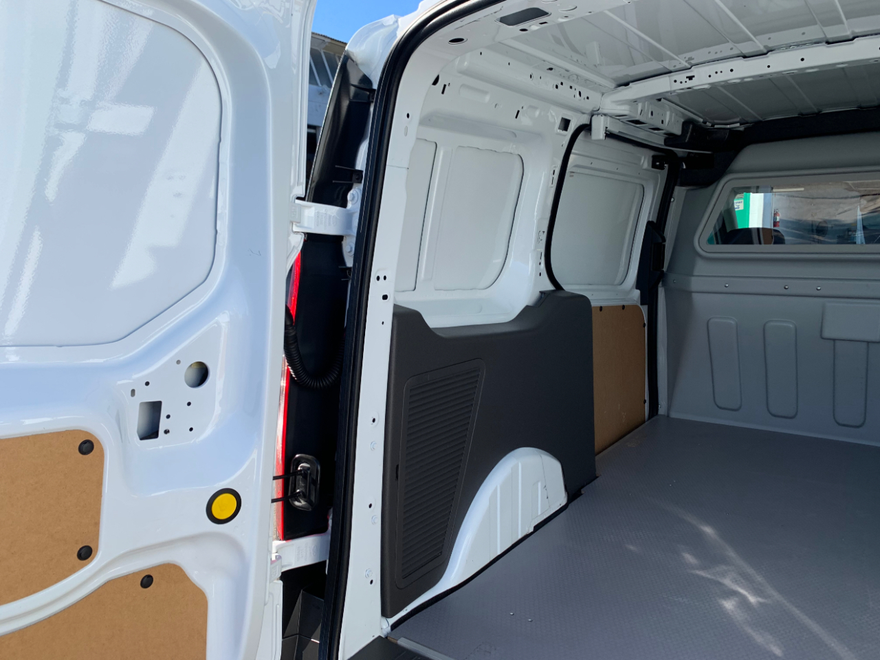 Ford Transit Connect Van XL LWB w/Rear Symmetrical Doors 2021