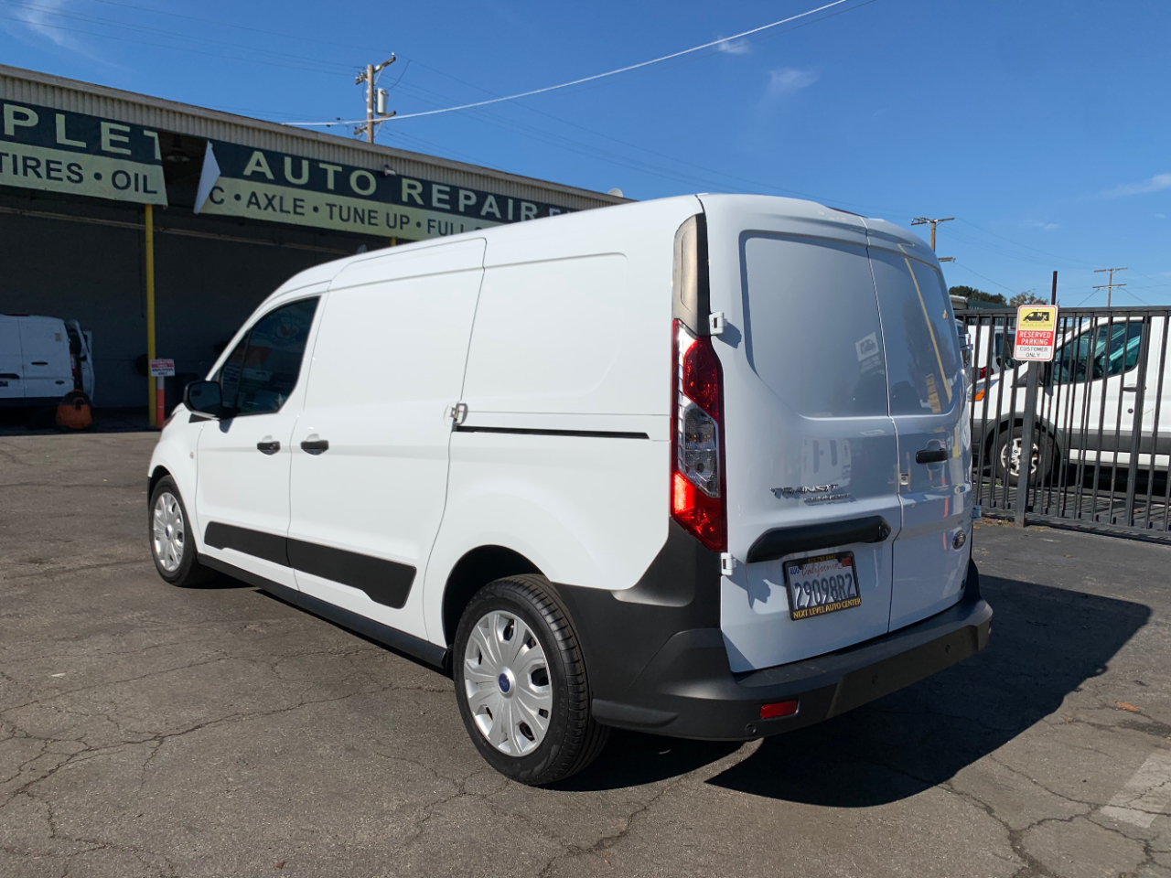 Ford Transit Connect Van XL LWB w/Rear Symmetrical Doors 2022