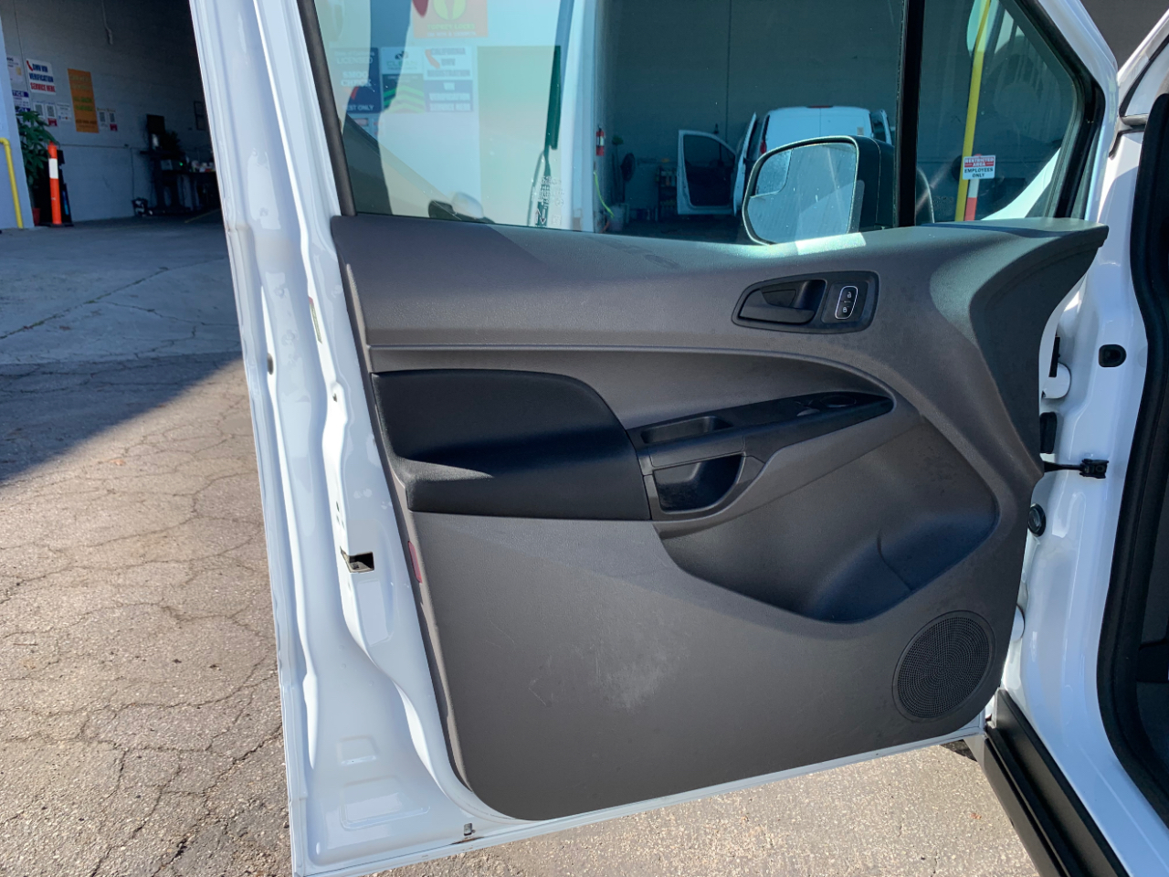 Ford Transit Connect Van XL LWB w/Rear Symmetrical Doors 2022
