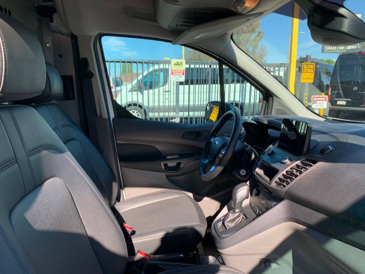 Ford Transit Connect Van XL LWB w/Rear Symmetrical Doors 2022