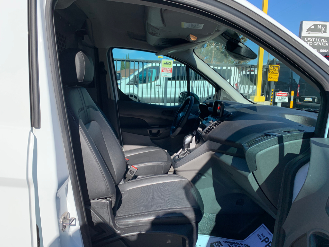 Ford Transit Connect Van XL LWB w/Rear Symmetrical Doors 2022