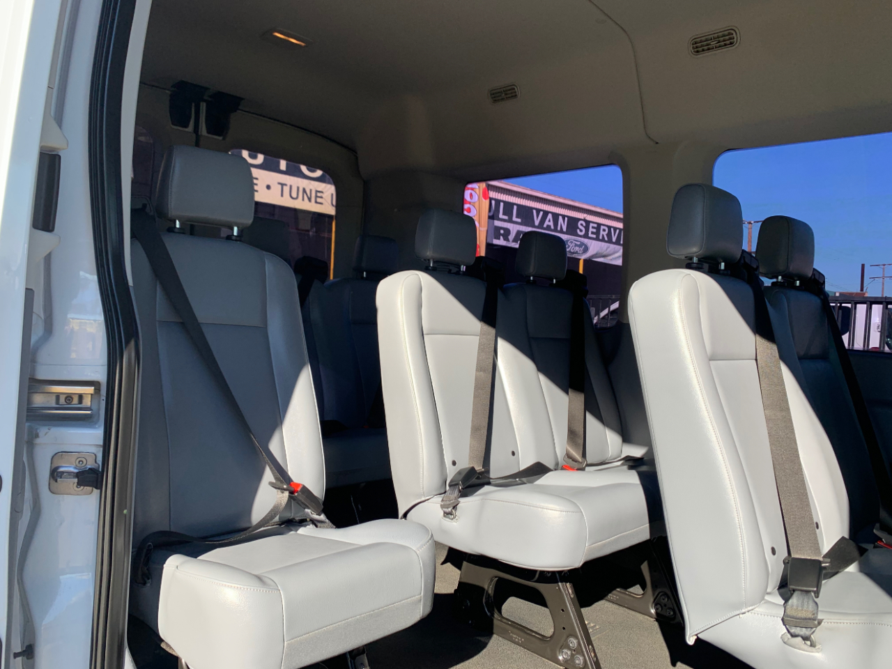 Ford Transit Passenger Wagon T-150 130" Med Roof XLT Sliding RH Dr 2019