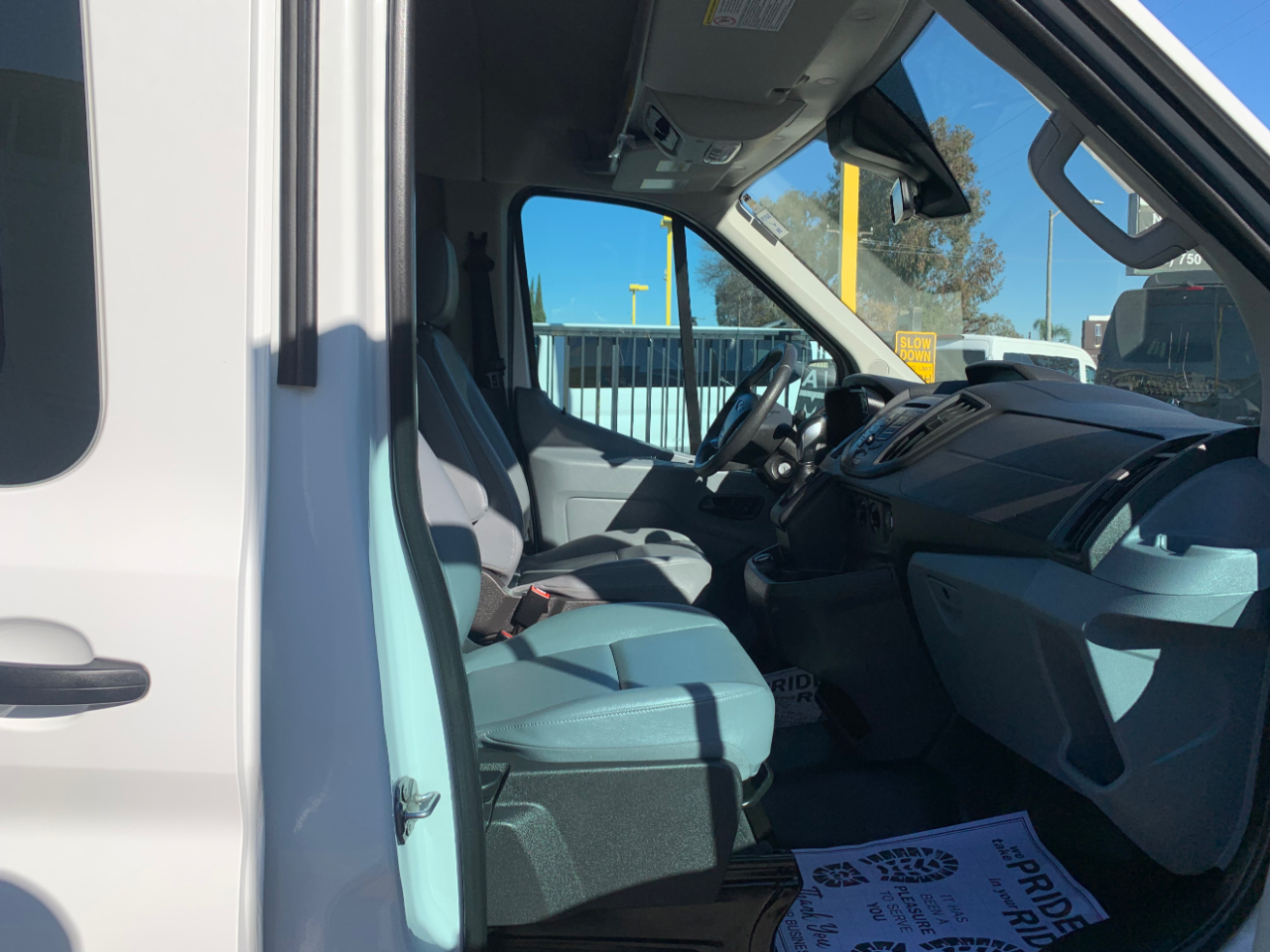 Ford Transit Passenger Wagon T-150 130" Med Roof XLT Sliding RH Dr 2019