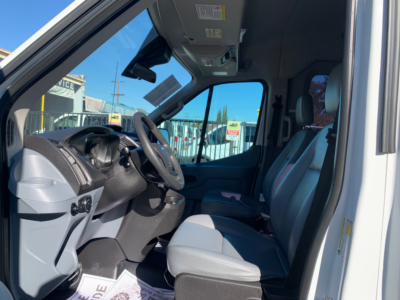 Ford Transit Passenger Wagon T-150 130" Med Roof XLT Sliding RH Dr 2019