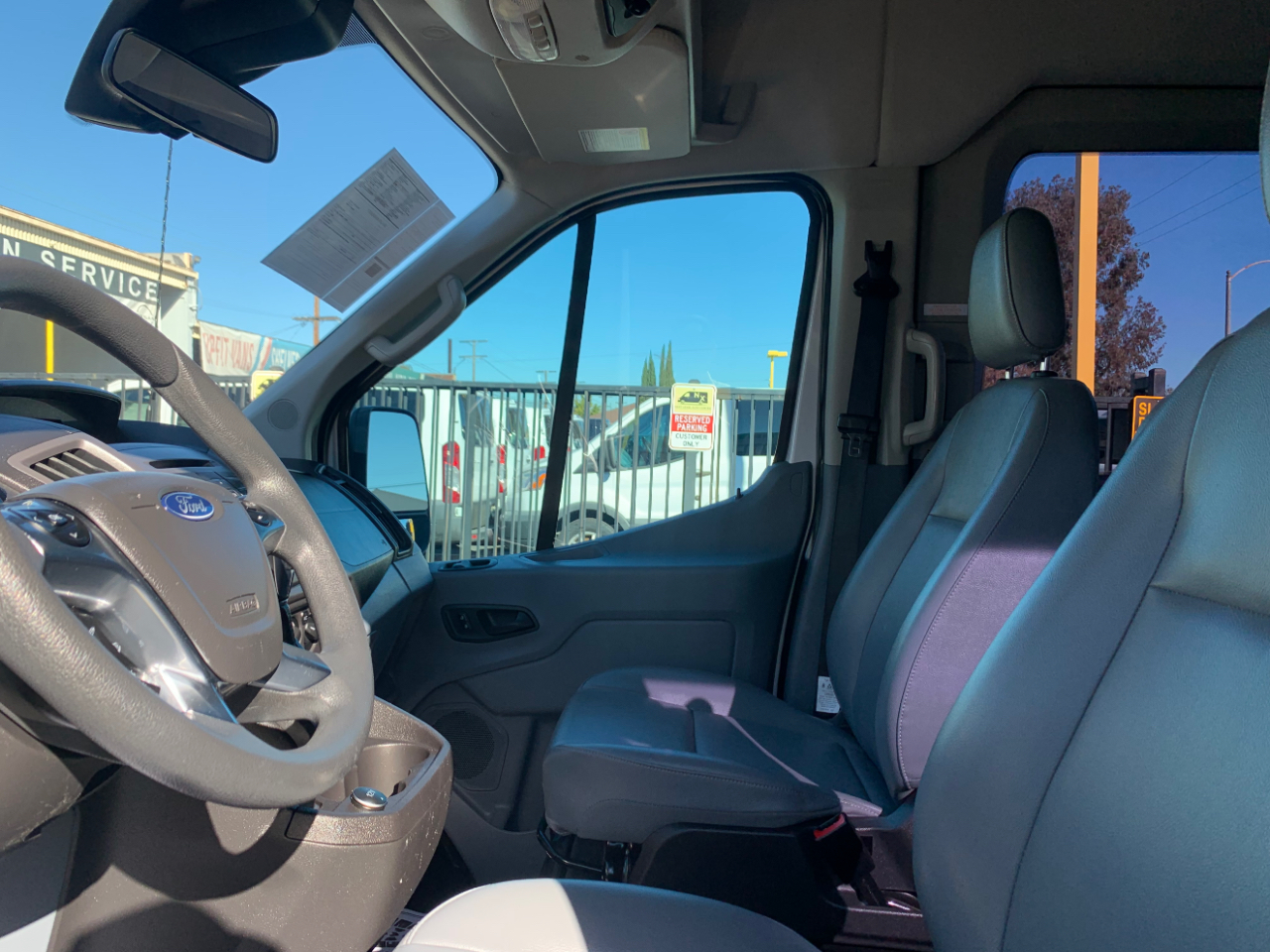 Ford Transit Passenger Wagon T-150 130" Med Roof XLT Sliding RH Dr 2019