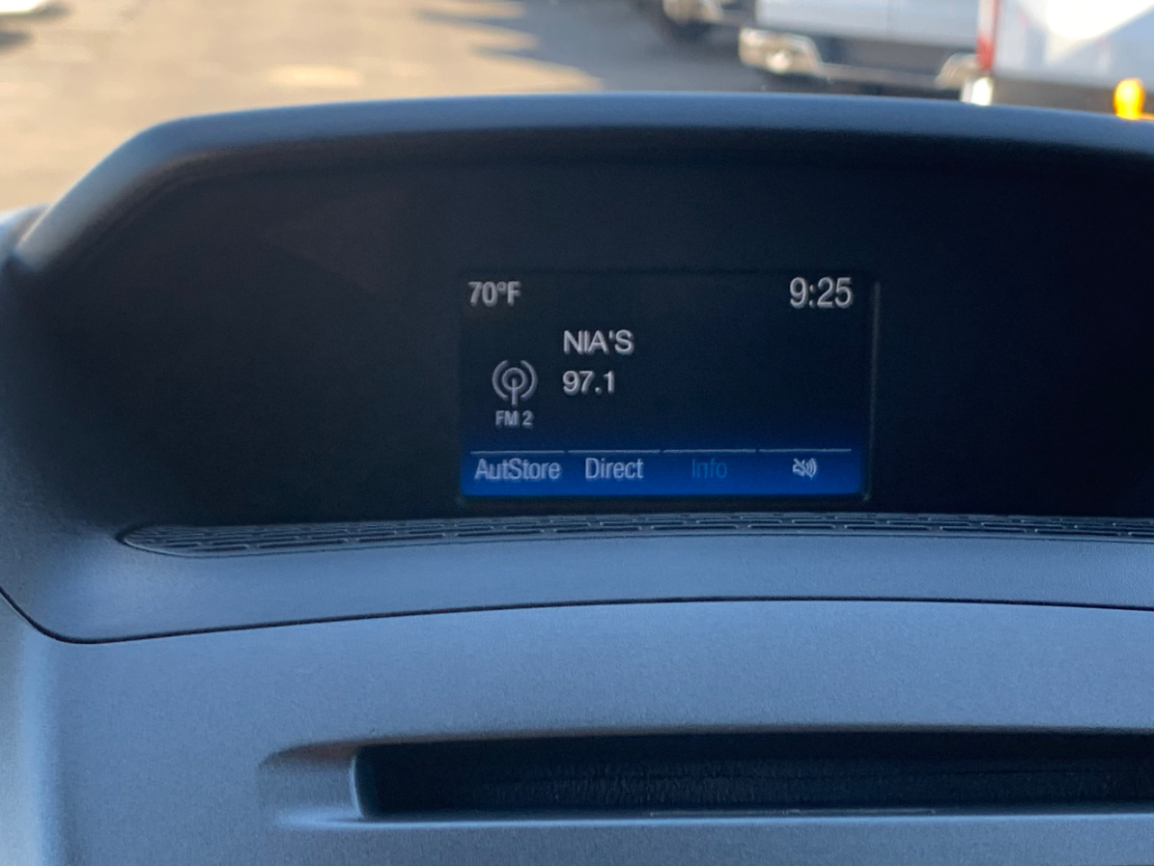 Ford Transit Passenger Wagon T-150 130" Med Roof XLT Sliding RH Dr 2019