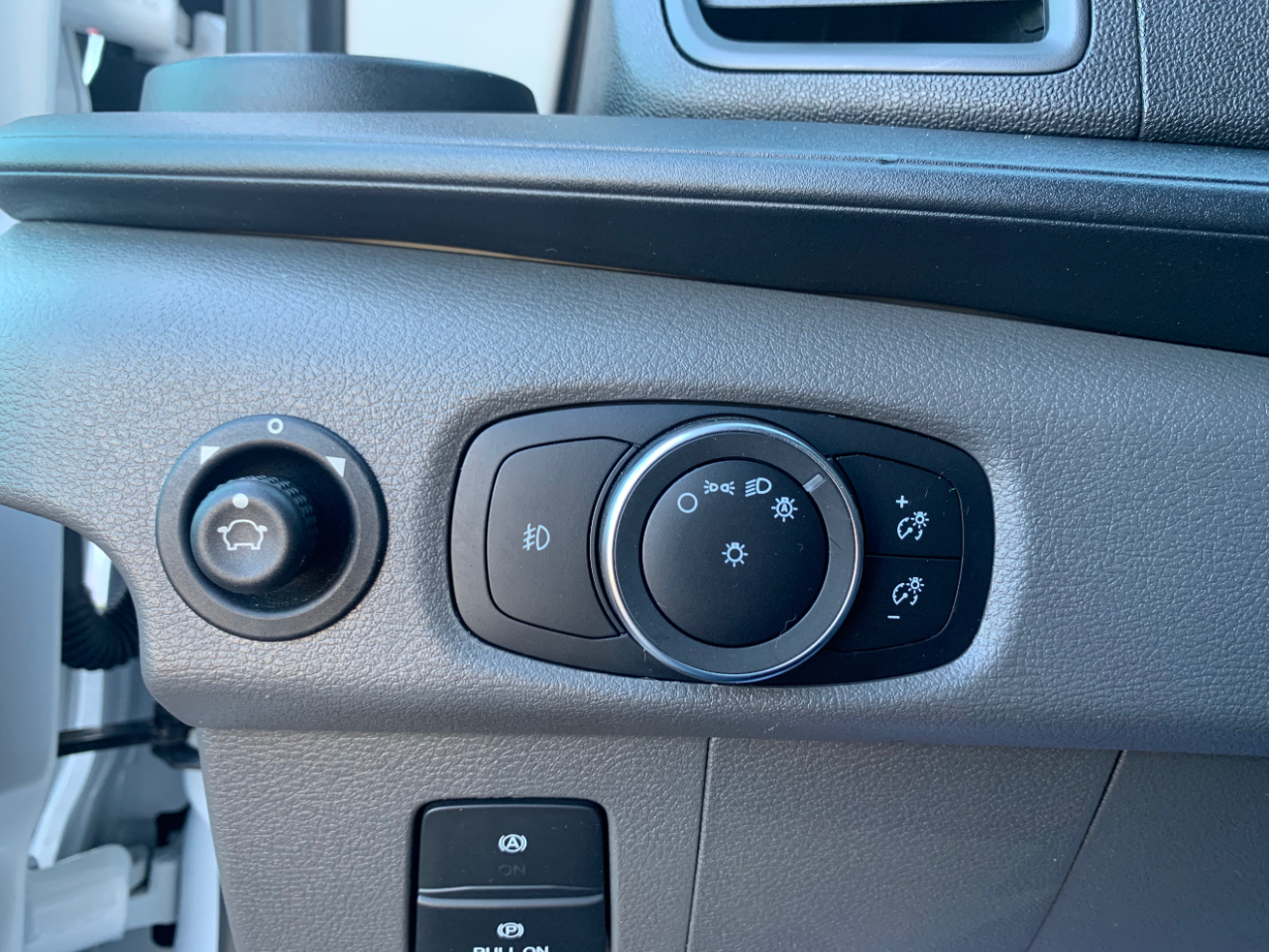 Ford Transit Cargo Van T-250 130" Low Rf 9070 GVWR RWD 2024