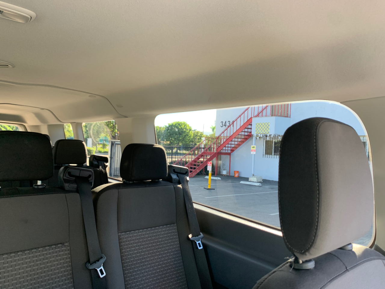 Ford Transit Passenger Wagon T-350 148" Low Roof XLT RWD 2023