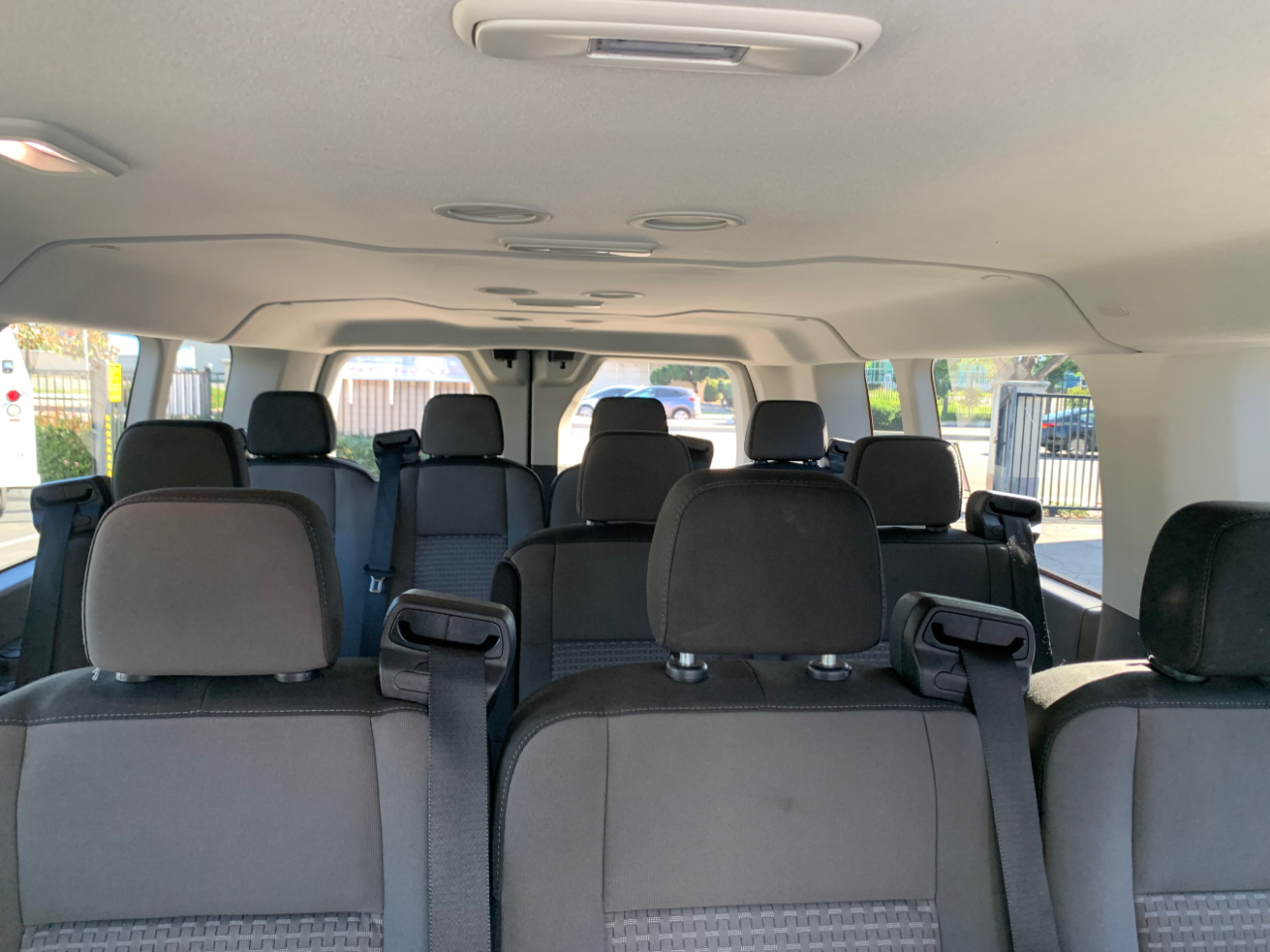 Ford Transit Passenger Wagon T-350 148" Low Roof XLT RWD 2023