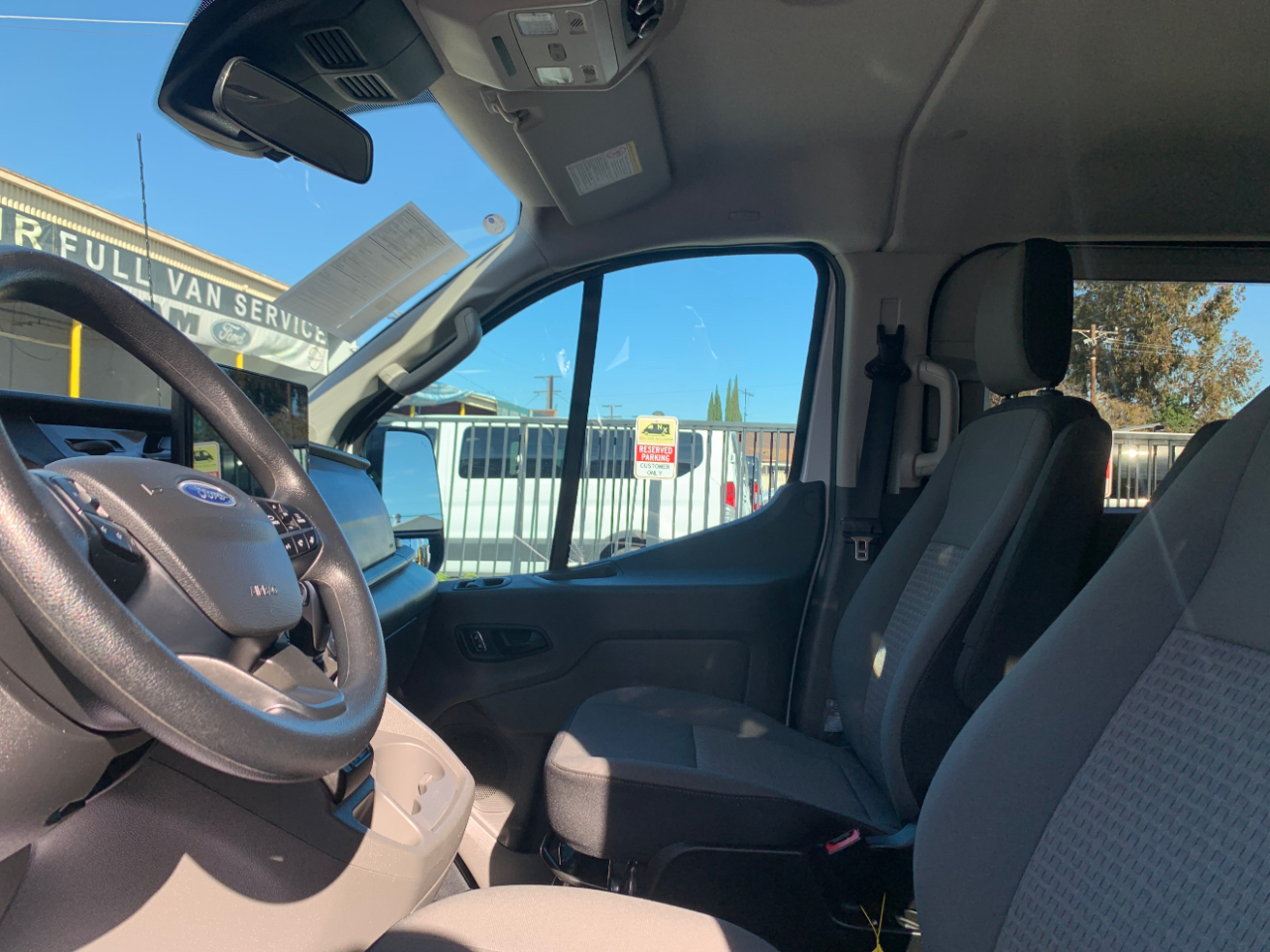 Ford Transit Passenger Wagon T-350 148" Low Roof XLT RWD 2023