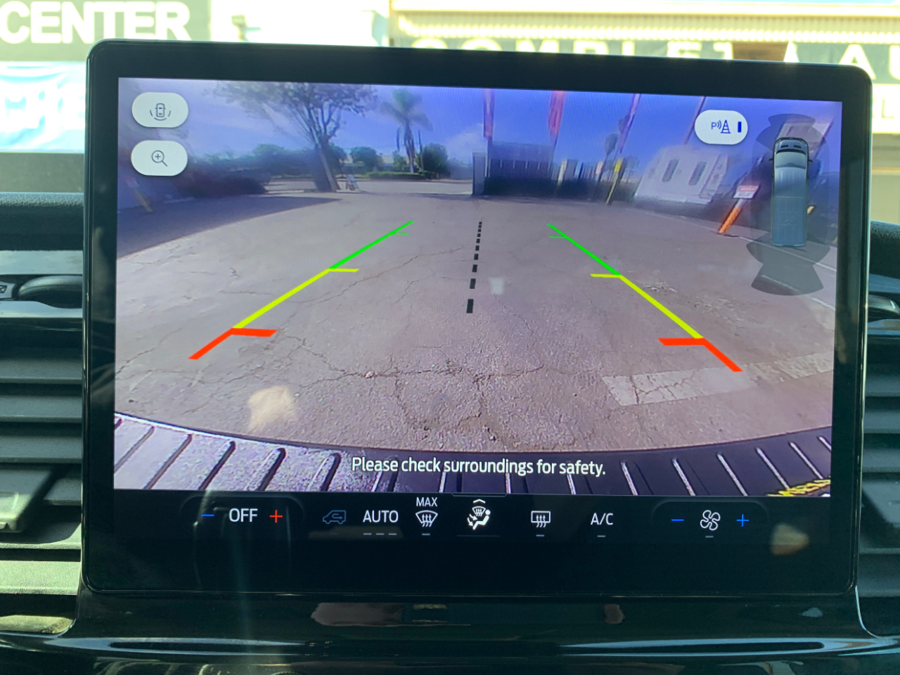 Ford Transit Passenger Wagon T-350 148" Low Roof XLT RWD 2023