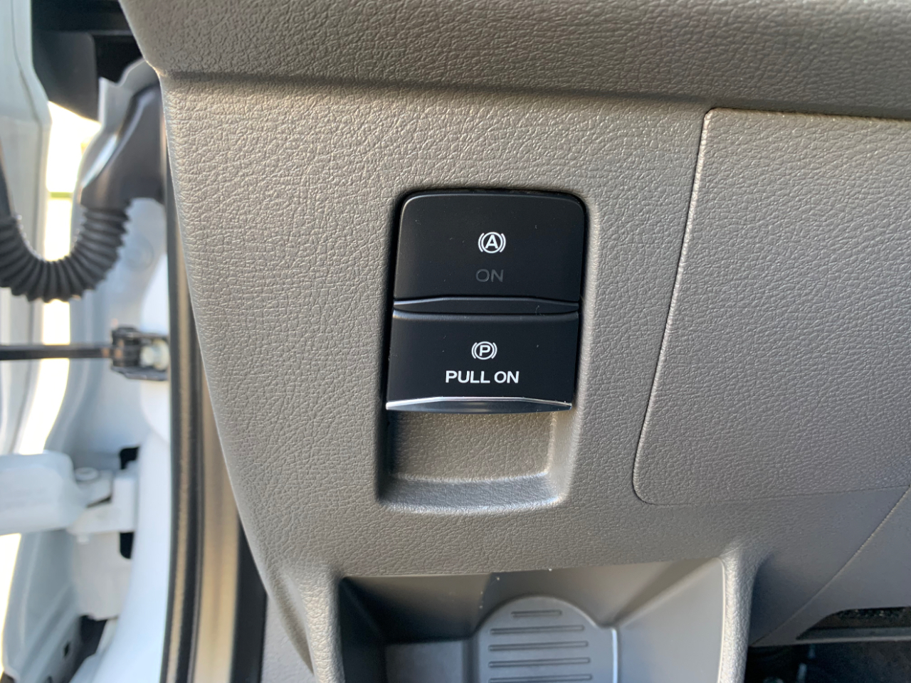 Ford Transit Passenger Wagon T-350 148" Low Roof XLT RWD 2023