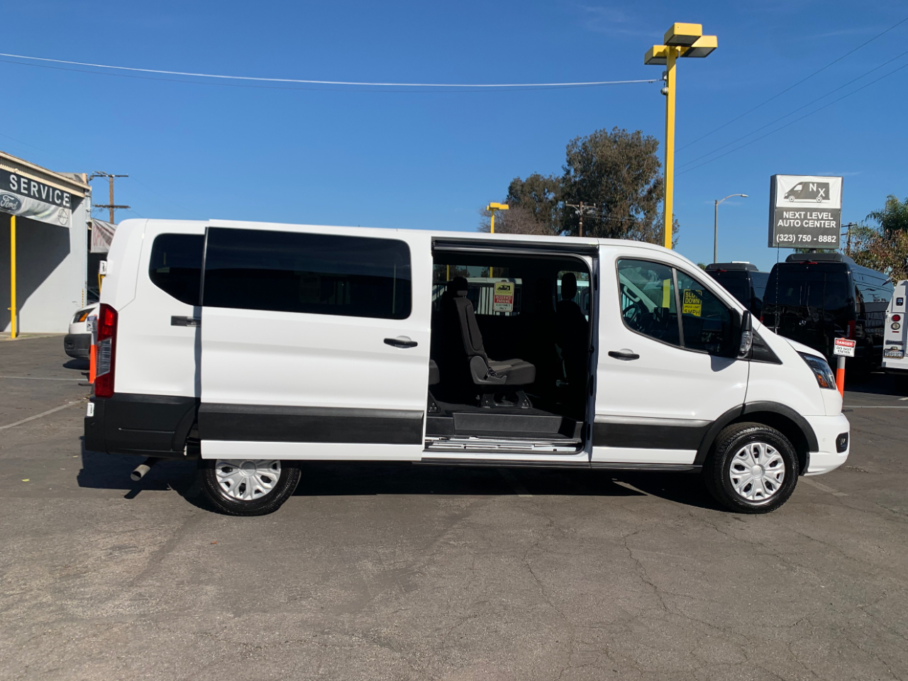 Ford Transit Passenger Wagon T-350 148" Low Roof XLT RWD 2023