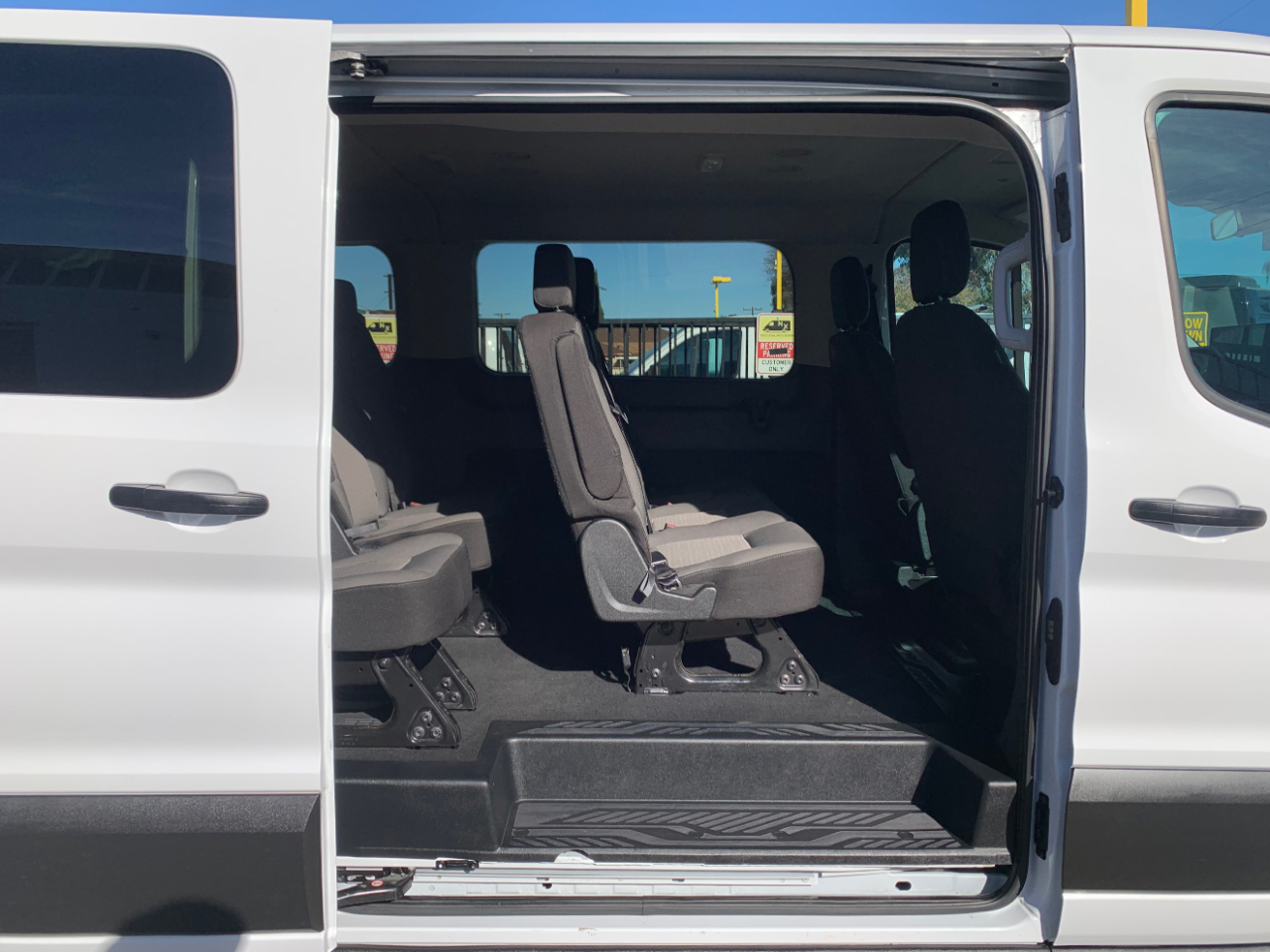 Ford Transit Passenger Wagon T-350 148" Low Roof XLT RWD 2023