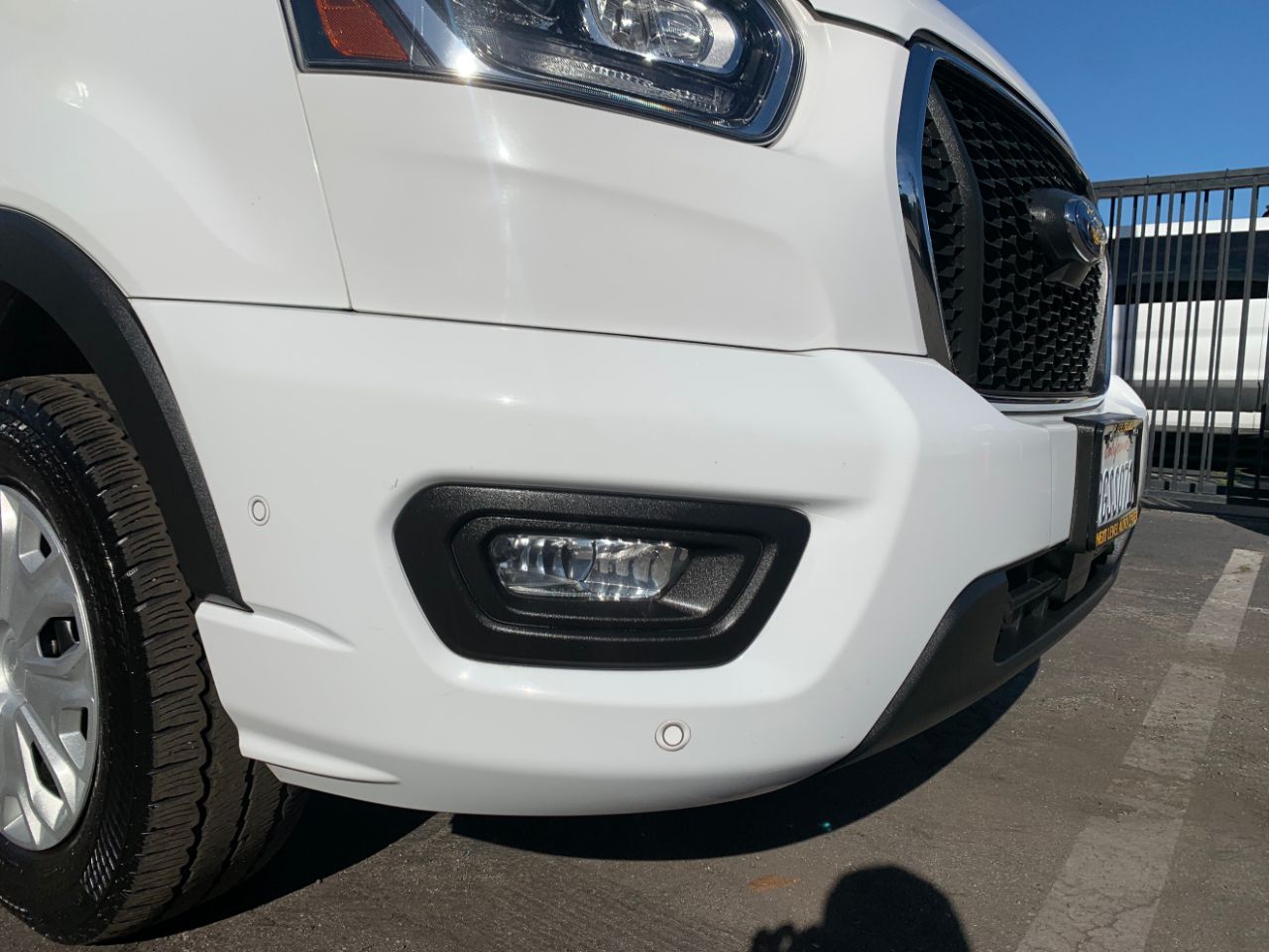 Ford Transit Passenger Wagon T-350 148" Low Roof XLT RWD 2023