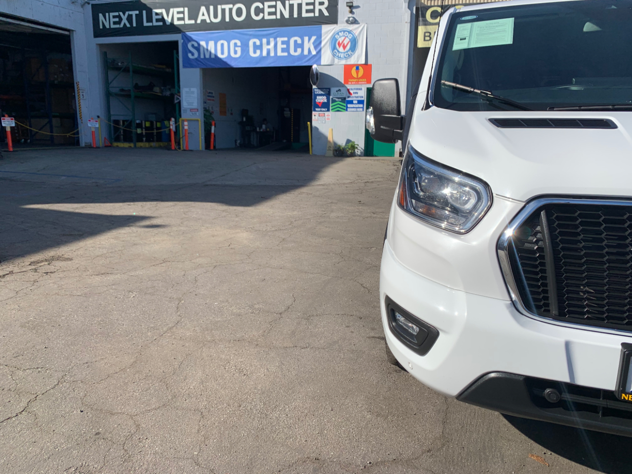 Ford Transit Passenger Wagon T-350 148" Low Roof XLT RWD 2023