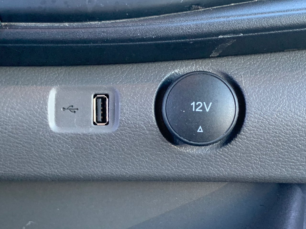 Ford Transit Cargo Van T-250 130" Low Rf 9070 GVWR RWD 2024