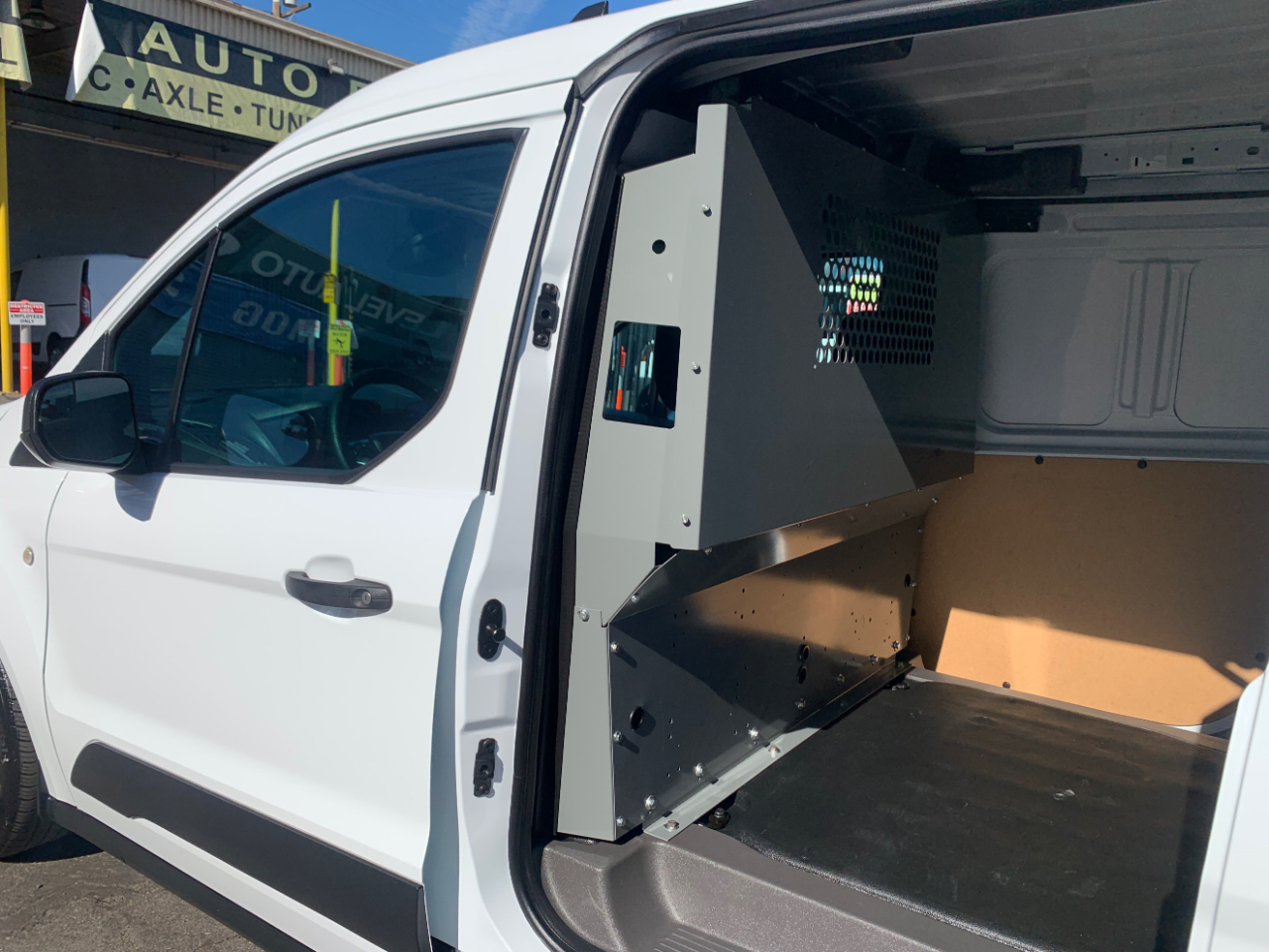 Ford Transit Connect Van XL LWB w/Rear Symmetrical Doors 2022
