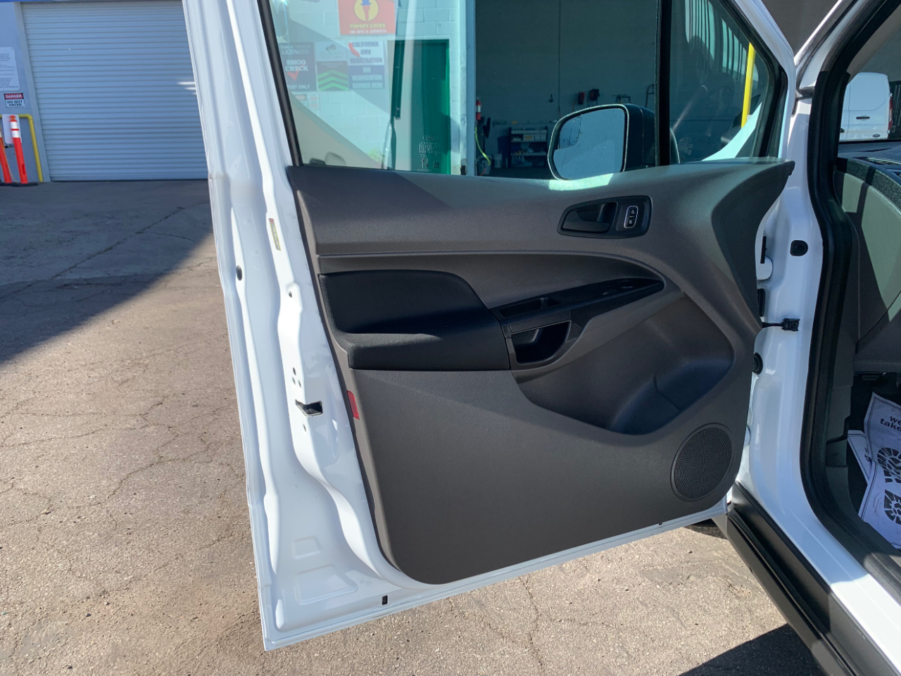 Ford Transit Connect Van XL LWB w/Rear Symmetrical Doors 2022