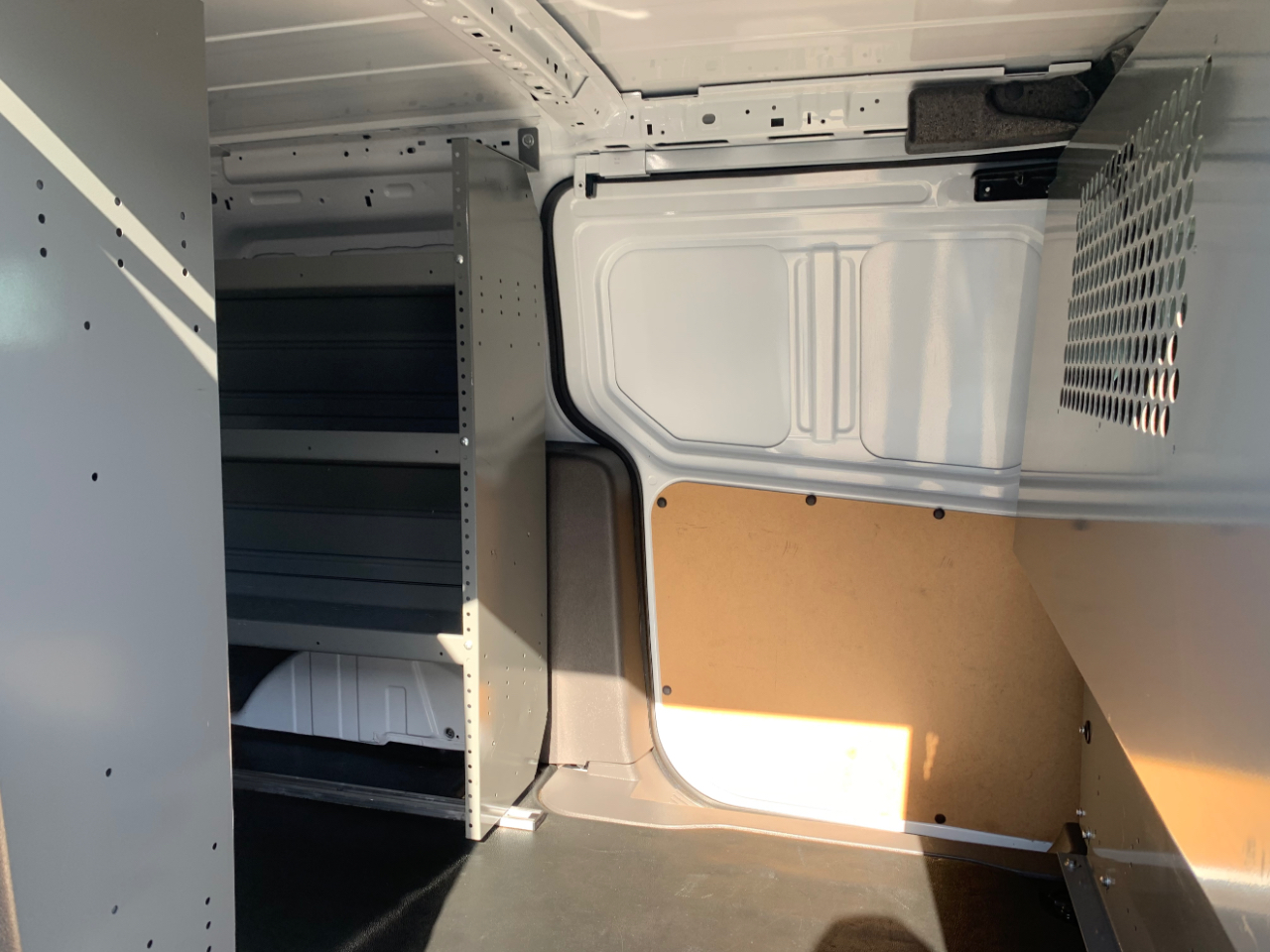 Ford Transit Connect Van XL LWB w/Rear Symmetrical Doors 2022